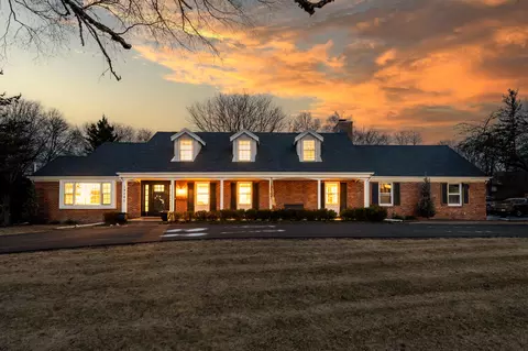 14245 Heatherwood, Elm Grove, WI 53122