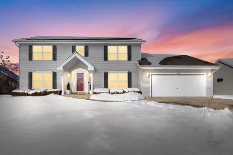 4148 W Whispering Rdg, Franklin, WI 53132