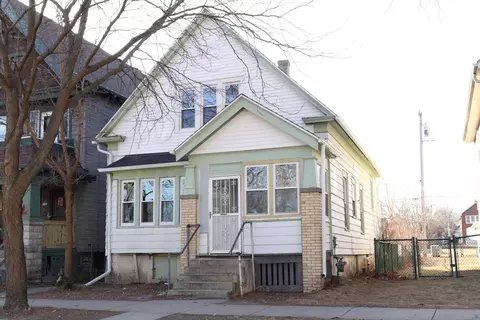 3201 N 12th, Milwaukee, WI 53206