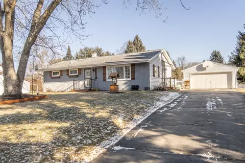 5434 S 200th, New Berlin, WI 53146