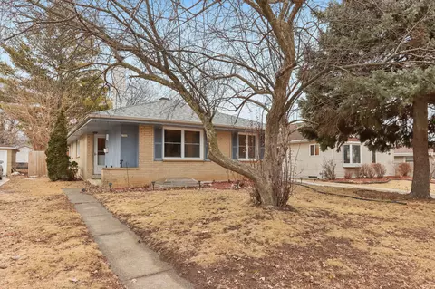 2760 S 99th, West Allis, WI 53227