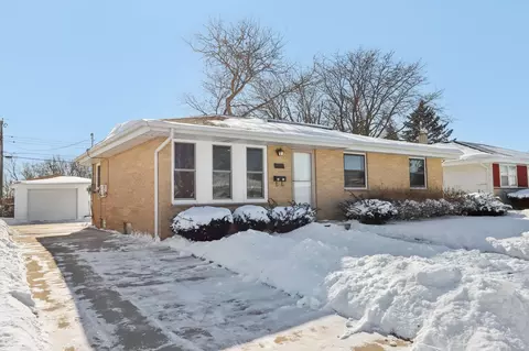 5313 Highwood, Racine, WI 53406