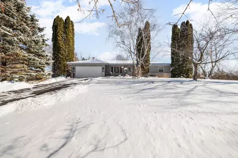 w314s8114 Whitmore, Mukwonago, WI 53149