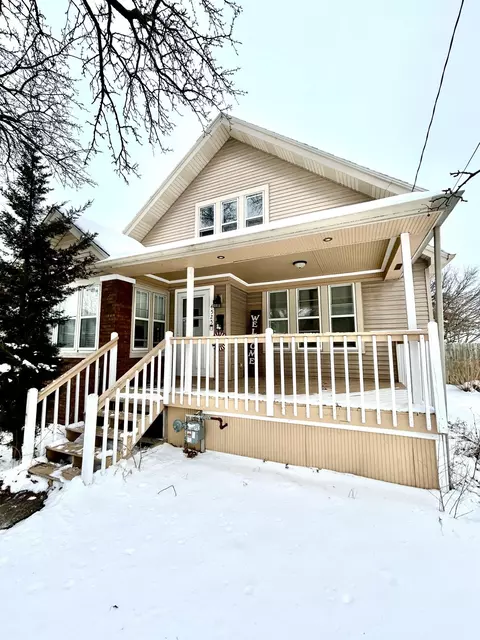 4525 20th, Kenosha, WI 53140