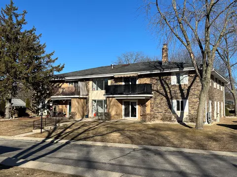 3407 S S Pne #4, Milwaukee, WI 53207