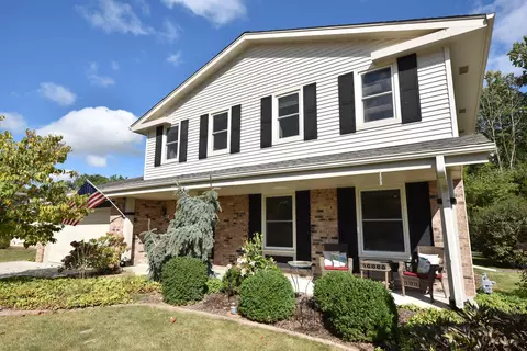 1140 W Glen Riv, Glendale, WI 53217