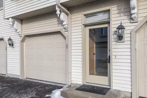1507 92nd #17, Sturtevant, WI 53177