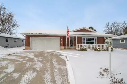 314 S Pershing, Howards Grove, WI 53083