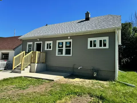 2719 W Oriole, Milwaukee, WI 53209