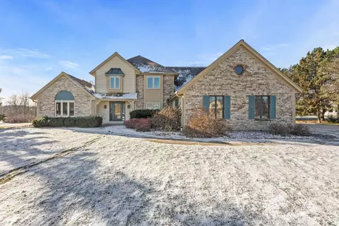 21165 Stratford, Brookfield, WI 53045