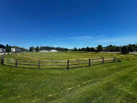 Lt1 Double Tree, Grafton, WI 53024