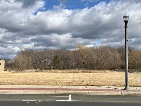 Lt2 Main #CSM11098, Dousman, WI 53118