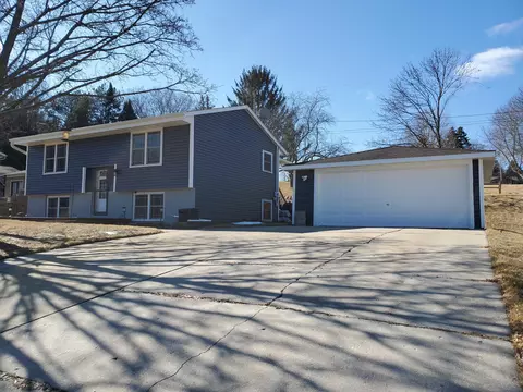 471 Elder, Addison, WI 53002