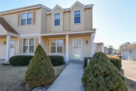 109 E Rivera #D, Waukesha, WI 53189