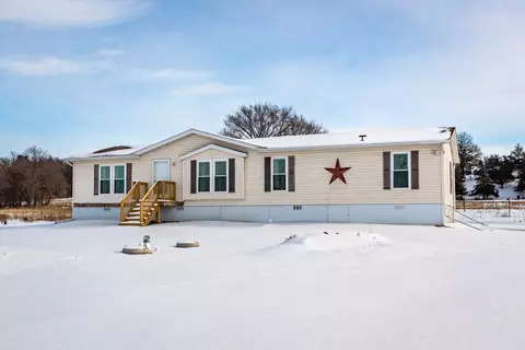 W14173 County Rd C, Ettrick, WI 54627