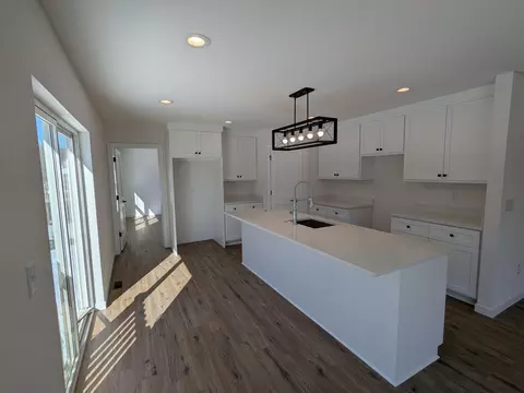 118 Vista Del Parco, Sullivan, WI 53178