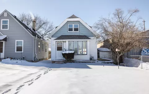 3927 S Clement, Milwaukee, WI 53207