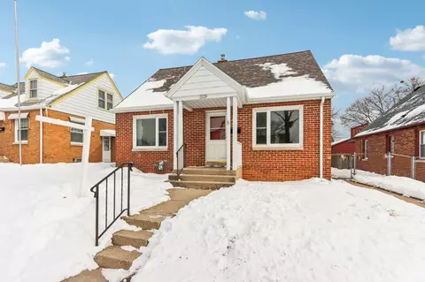 3628 S 16th, Milwaukee, WI 53221