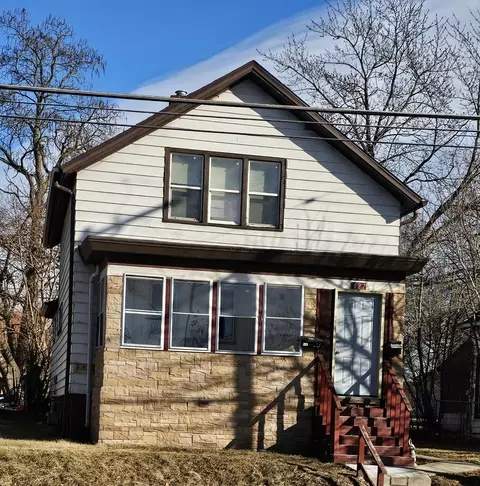 627 N Memorial, Racine, WI 53404