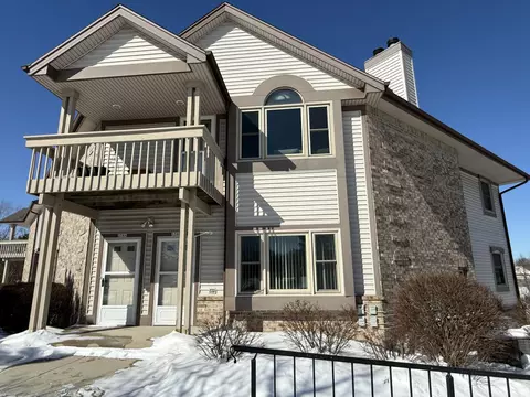 3540 W Rawson, Franklin, WI 53132