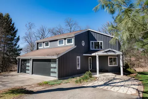 104 Kinder, La Crescent, MN 55947