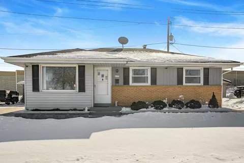 2157 W Van Norman, Milwaukee, WI 53221
