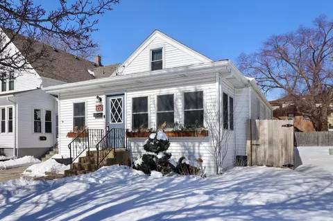 722 40th, Kenosha, WI 53140
