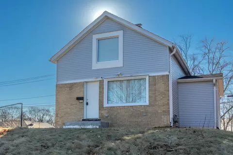 8123 W Captiol, Milwaukee, WI 53222