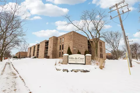 3609 N Tucker #303, Milwaukee, WI 53222