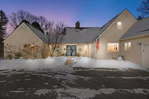 3137 Fenceline, Racine, WI 53406