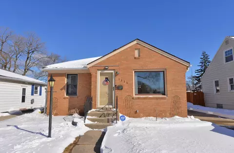 1111 Indiana, Racine, WI 53405