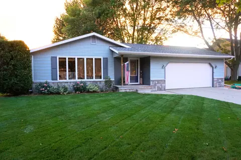 4606 Laurie, Two Rivers, WI 54241