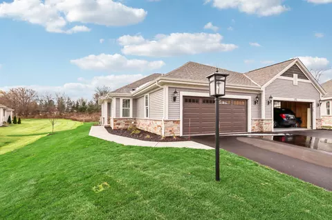 w204n17653 Laurel #501, Jackson, WI 53037