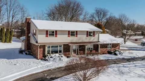 13500 Burlawn, Brookfield, WI 53005
