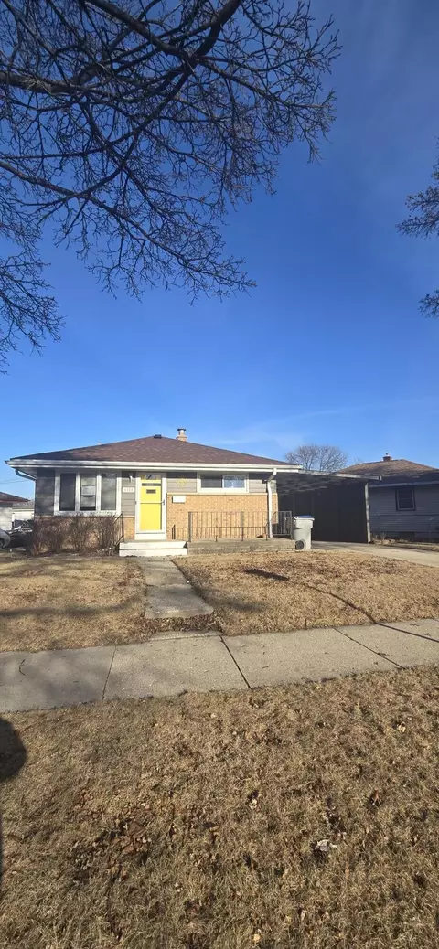 6328 W Stack, Milwaukee, WI 53219