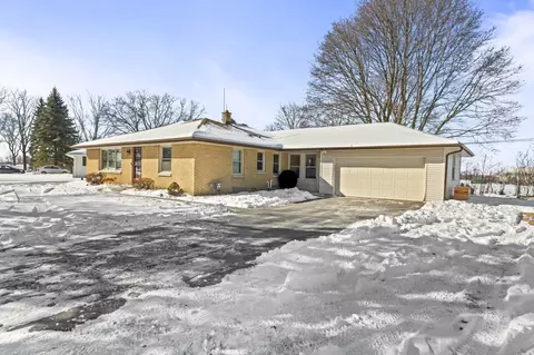 115 Fairway, Brookfield, WI 53005