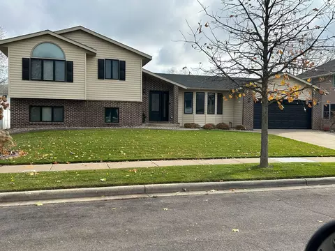1326 4th, Onalaska, WI 54650
