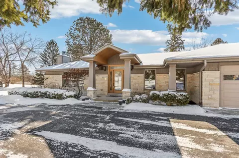 n65w30955 Beaver Lk, Merton, WI 53029
