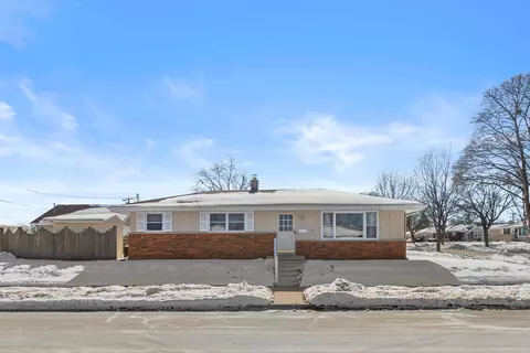 8625 W Holt, Milwaukee, WI 53227