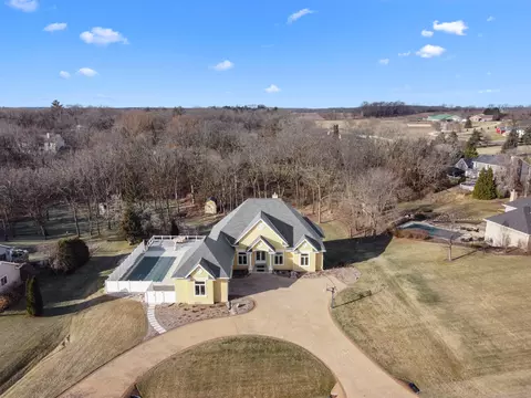 5038 Bayfield, Waterford, WI 53185