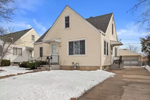3750 S 21st, Milwaukee, WI 53221