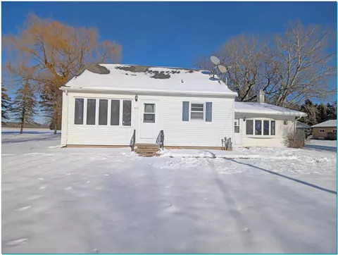 4552 Shawano, Howard, WI 54313