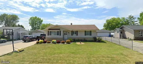 3712 Debby, Caledonia, WI 53126