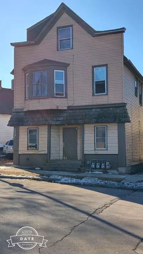 2331 S 15th, Milwaukee, WI 53215