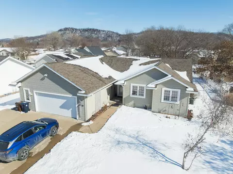 910 Oak, Onalaska, WI 54650