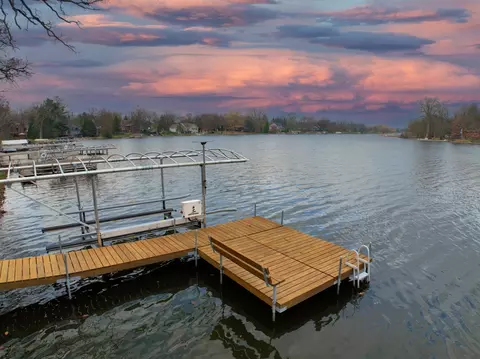 30504 Oak, Waterford, WI 53185