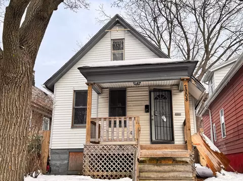 2908 N 23rd, Milwaukee, WI 53206