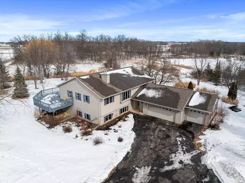n522 34th Drive, Aurora, WI 54923