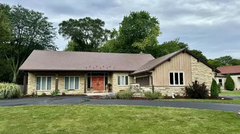 8355 N Indian Crk, Fox Point, WI 53217