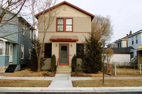 1717 9th, La Crosse, WI 54601